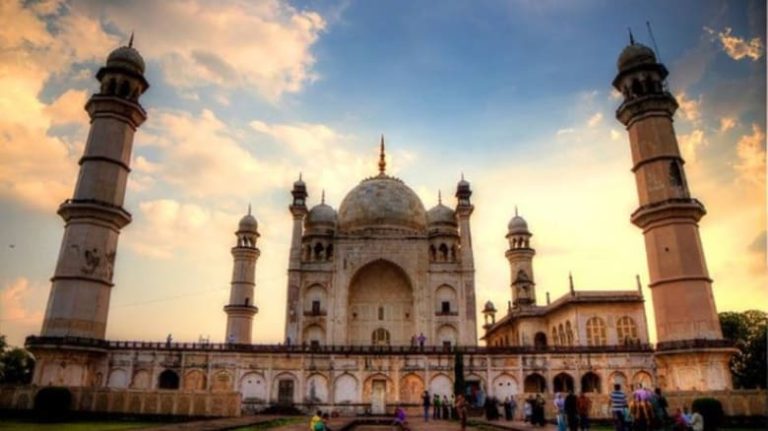 The Unknown Glory of Dakkhani Taj in Bibi Ka Maqbara